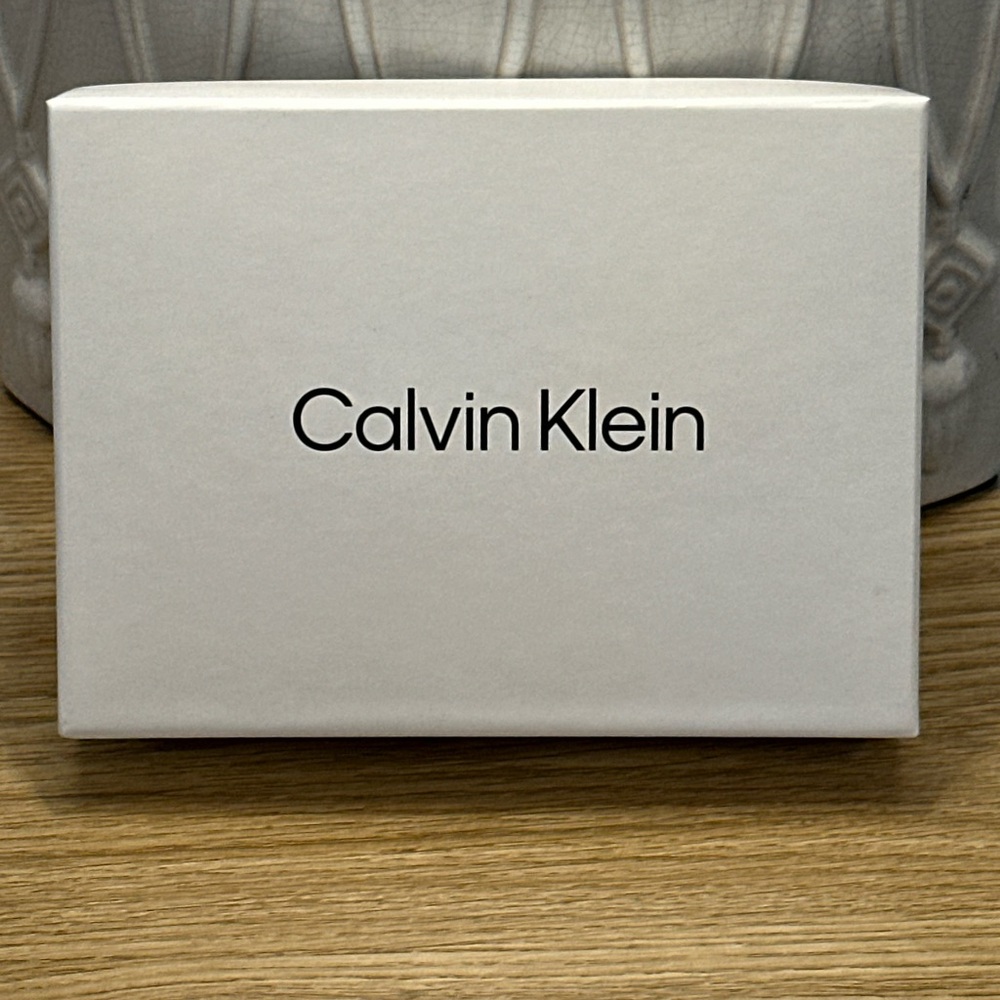 Men’s Leather Calvin Klein Wallet New In Box - Picture 2 of 2
